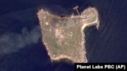 Остров Змеиный в Черном море находится во временной российской оккупации, начиная с атаки РФ в первые дни полномасштабной войны