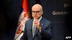 Kryetari i Partisë Përparimtare Serbe, Millosh Vuçeviq.